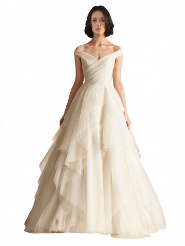 Ivoire Trapèze Épaule Dénudée Tulle Robes de mariée Prix Réduit