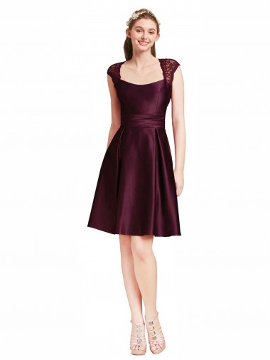 Pourpre Trapèze Col Carré Satiné Dentelle Courte Robes demoiselle d'honneur / Robes de cocktail Prix Réduit